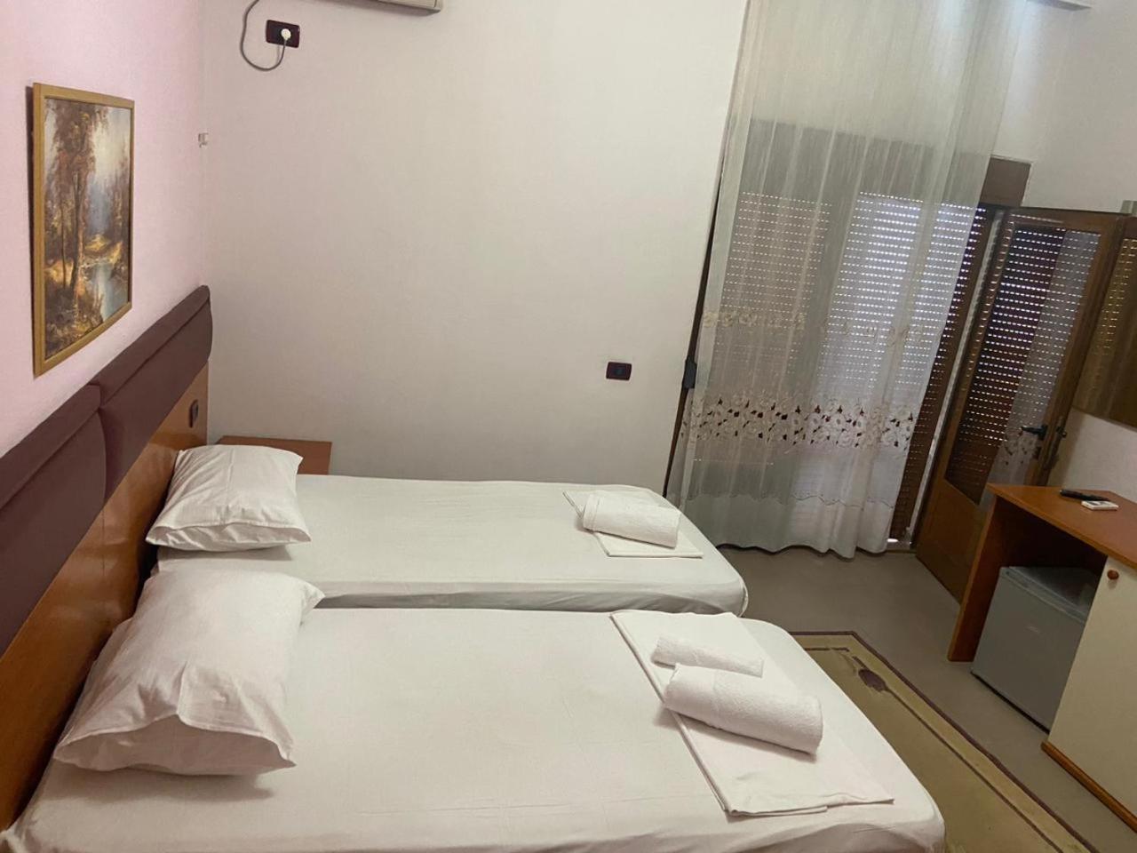 Hotel Edland วญอเรอ ภายนอก รูปภาพ