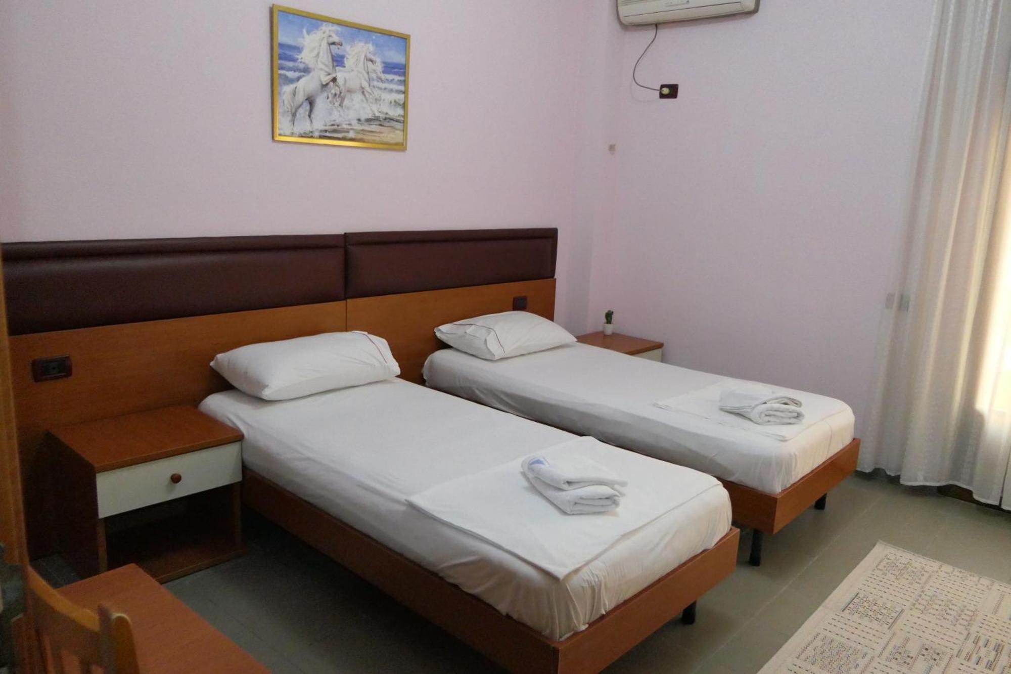 Hotel Edland วญอเรอ ภายนอก รูปภาพ