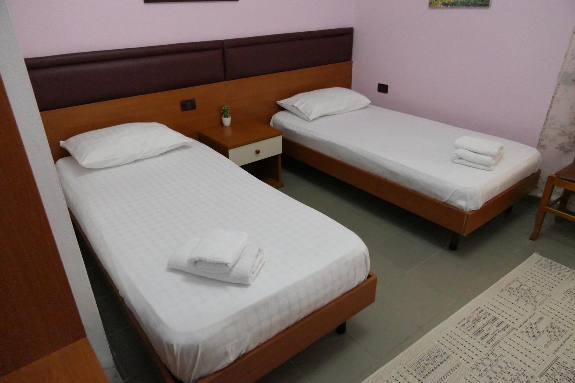 Hotel Edland วญอเรอ ภายนอก รูปภาพ